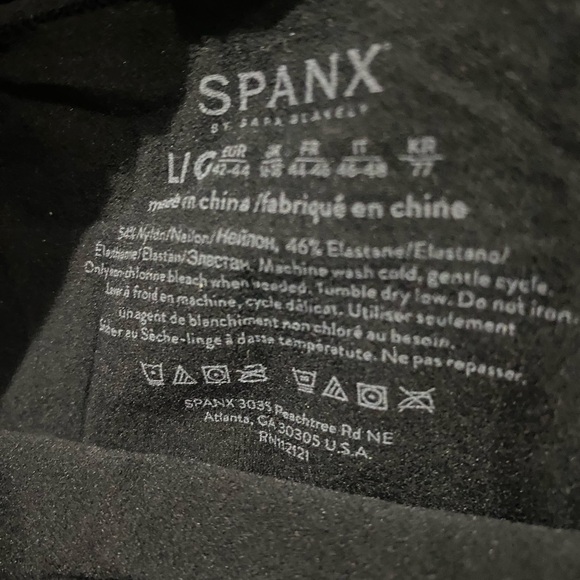 SPANX Higher Power Short in Black NWT - Picture 4 of 9